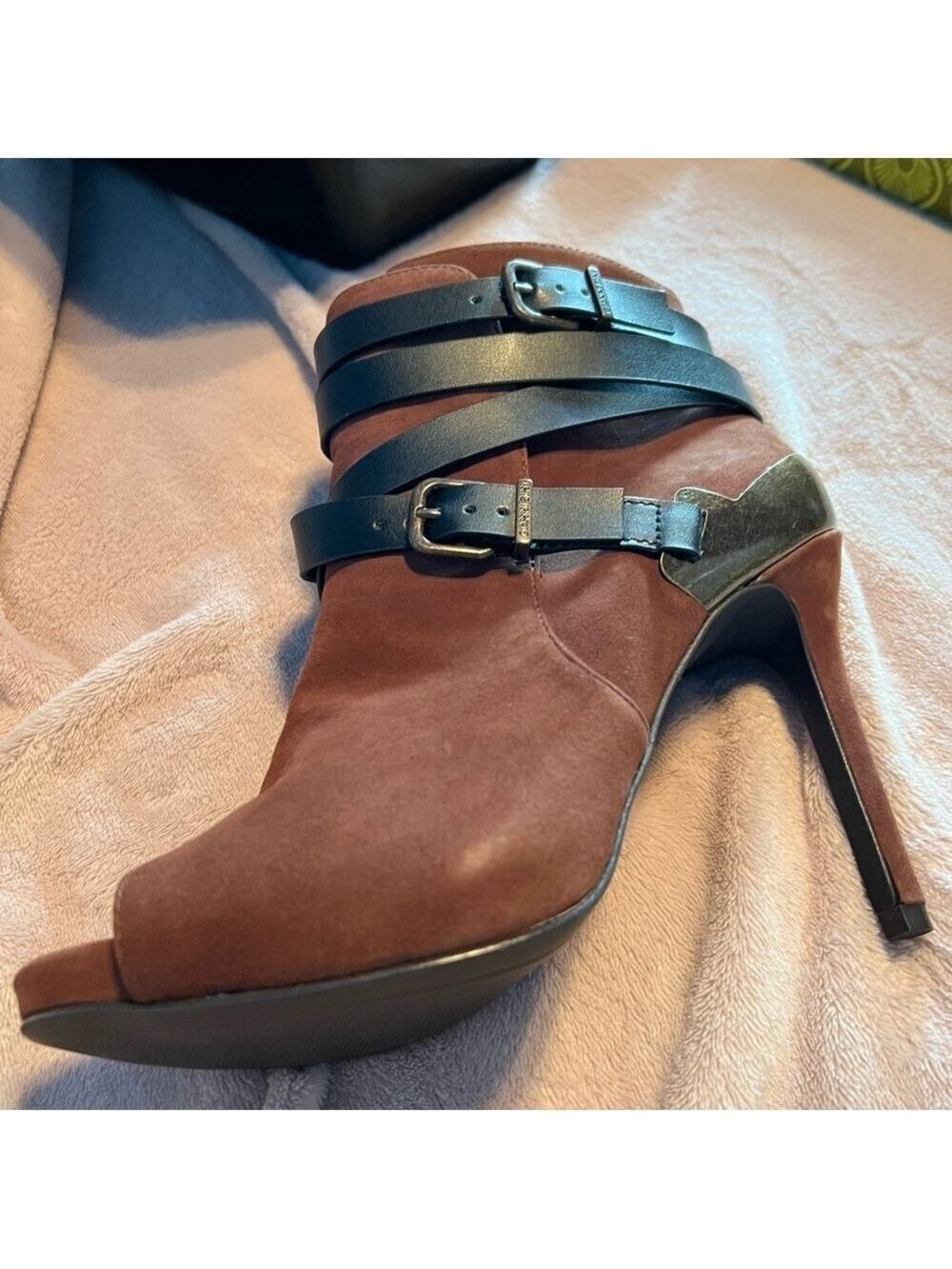 Gianni Bini Women Shoe Boots. NIB - Picture 6 of 7